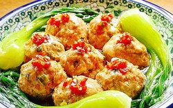 Không nhồi thịt băm với đậu, đem vo viên rồi sốt kiểu này cả nhà ăn hết bay