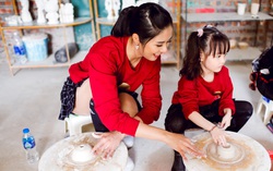Con gái Hồng Quế học làm gốm cùng Hoa hậu Ngọc Hân
