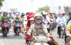Bôi kem chống nắng khi tắm biển, thiếu nữ vẫn bị bỏng nắng