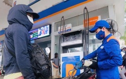 Xăng tăng giá 600 đồng/lít sau 8 kỳ giảm liên tiếp