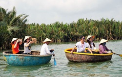 Thủ tướng: Chưa mở cửa du lịch quốc tế