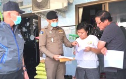 Người phụ nữ ép “con trai” uống thuốc tẩy để quyên tiền trên mạng