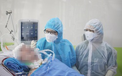 Sức khỏe phi công người Anh nhiễm Covid-19 có những tín hiệu đáng mừng