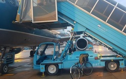 Vietnam Airlines nói gì về thông tin nữ hành khách tử vong sau khi ngã từ xe thang vận chuyển?
