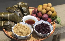 Combo bánh gio, rượu nếp cẩm đắt hàng trong ngày Tết Đoan Ngọ