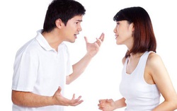 Không còn cảm xúc yêu đương nhưng mỗi lần xuất hiện, chồng lại ghen tuông vô cớ