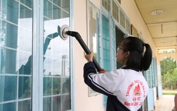 2 học sinh chế tạo máy đa năng dọn nhà siêu sạch, chi phí chưa đến 500k