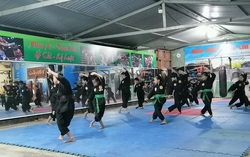 Bí quyết của phụ huynh kéo con ra khỏi thế giới game trong kỳ nghỉ hè