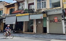 Không khí ảm đạm bao trùm những "phố Hàng", biển cho thuê treo khắp nơi