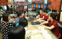 Giá vàng trong xu hướng giảm, nhà đầu tư có nên mua vào?
