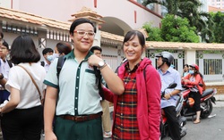 Tuyển sinh lớp 10 TPHCM: Môn Toán “dễ thở” với các thí sinh 