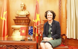 Nữ Phó Đại sứ và những nỗ lực nối hai bờ "dải đất hình chữ S" và "xứ sở chuột túi"