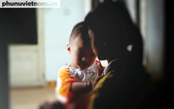 Bé gái 13 tuổi sinh con được nhiều bạn đọc quan tâm, hỗ trợ