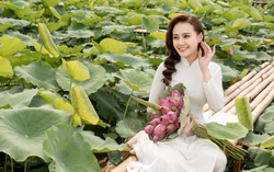 Combo chụp ảnh cùng hoa hấp dẫn chị em