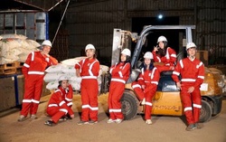 Dự án tái chế lõi ngô của học sinh Việt giành ngôi Vô địch cuộc thi Khởi nghiệp trẻ quốc tế
