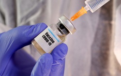 Vaccine Covid-19 đầu tiên trên thế giới của Nga liệu có an toàn và hiệu quả?