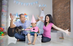 Ghi nhớ 9 câu nói tích cực để con nghe lời