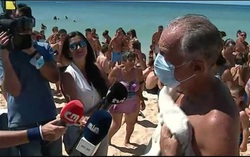 Tổng thống Bồ Đào Nha cứu hai phụ nữ thoát chết đuối ở ngoài biển