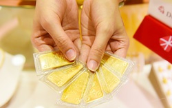 Vàng tăng giá trước thông tin mới về vaccine ngừa Covid-19