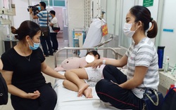 Vụ hàng chục học sinh ở TPHCM nhập viện: Đã có tới 57 trường hợp nhập viện cùng triệu chứng nghi ngộ độc
