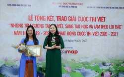 Trao giải cuộc thi viết “Những tấm gương tâm huyết, sáng tạo học và làm theo lời Bác”