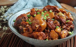 Om thịt gà với thứ này đảm bảo thơm ngon hấp dẫn