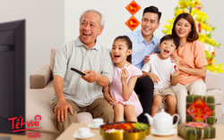 Mở bao lì xì, nhận quà tết hấp dẫn