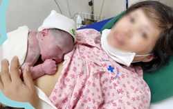 Hạnh phúc vô bờ của người mẹ 8 lần mang thai mới được ẵm con