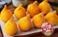Lấy khoai tây bọc con tôm lại, không ngờ được món ngon xuất sắc ngày Tết