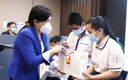 TPHCM: Phụ nữ chung tay nối dài “Vòng tay yêu thương” hỗ trợ trẻ mồ côi do dịch Covid-19