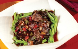 Nóng hổi món thăn bò xốt tiêu đen