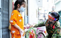 Nữ quân nhân dành những tháng lương hỗ trợ trẻ mồ côi do Covid-19