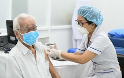 Hà Nội sẽ tiêm mũi 3, mũi 4 vaccine ngừa Covid-19 cho người dân