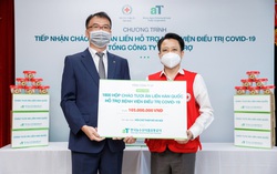 Hàn Quốc trao tặng 1.800 phần quà cho bệnh nhân Covid-19 tại Hà Nội