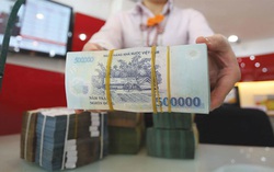 Khách hàng sẽ bớt thiệt khi rút tiền tiết kiệm trước thời hạn?