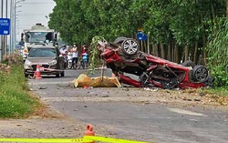 Ô tô con biến dạng sau va chạm với xe tải, 3 người tử vong