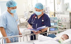 Nhiều trẻ nguy kịch do phụ huynh lo ngại Covid-19 không cho con đi khám bệnh
