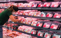Kiểm soát, bình ổn giá thịt lợn dịp cuối năm