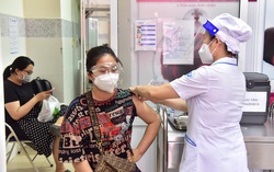 Cập nhật thông tin tiêm chủng Covid-19 trong 48 tiếng sau khi tiếp nhận phản ánh của người dân