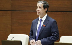 "Chúng tôi sẽ không phó thác cho tổ chức, cá nhân soạn sách!"