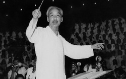 Triển lãm “Văn hóa soi đường cho quốc dân đi”