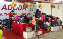 Doanh nghiệp giảm giá tới 100% thu hút khách hàng trong tháng 11 và 12