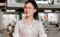 Bà Sa "Hương Vị Tình Thân" ngoài đời "tay chơi" khác hẳn cô bán quạt trong phim mới