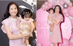 Mẹ ruột Diệp Lâm Anh U55 vẫn trẻ đẹp như chị gái của con