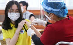 Sức khỏe 2 học sinh trường THCS Giảng Võ nhập viện sau khi tiêm vaccine ngừa Covid-19 ra sao?