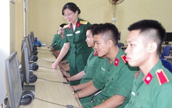 Những “bóng hồng" tài năng của trường Sĩ quan phòng hóa