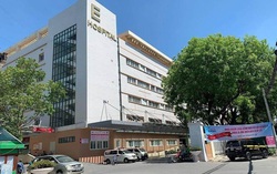 Bệnh viện E cần làm rõ thông tin bác sĩ Phó khoa ký giấy nghỉ việc hưởng BHXH
