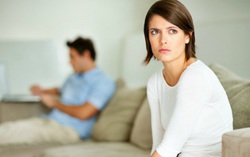 Ghen tuông mỗi khi nghĩ đến nữ đồng nghiệp của chồng