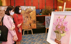Triển lãm “Xuân hồng” lan tỏa năng lượng tích cực