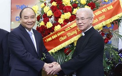 Chủ tịch nước Nguyễn Xuân Phúc chúc mừng đồng bào Công giáo nhân dịp Giáng sinh